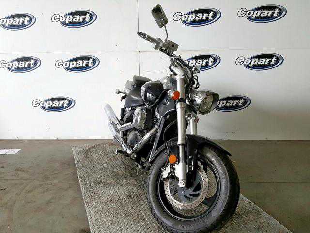 Suzuki VZ800
