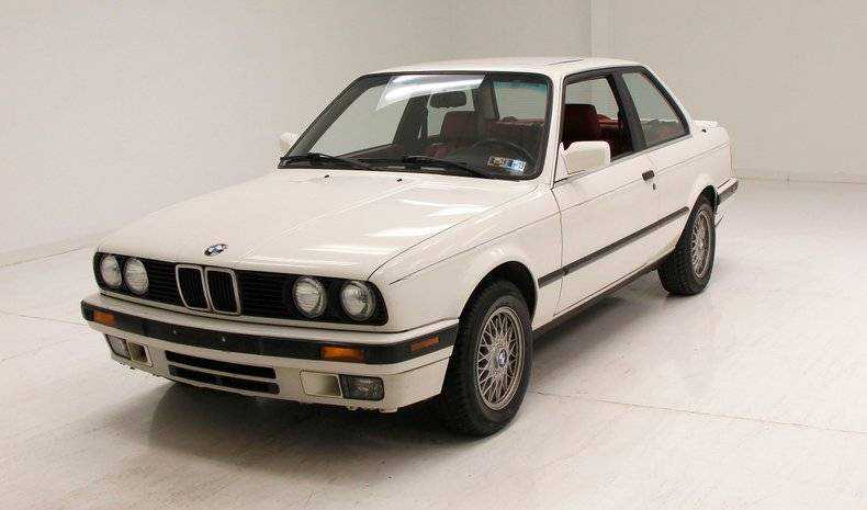 BMW 325iS
