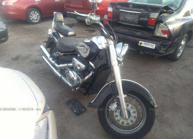 Suzuki VL800