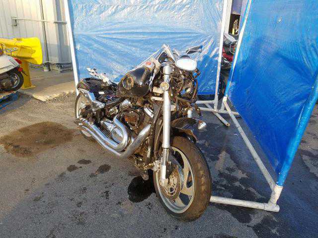 Suzuki VZ1500