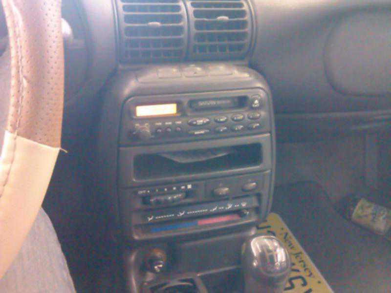 Saturn SL