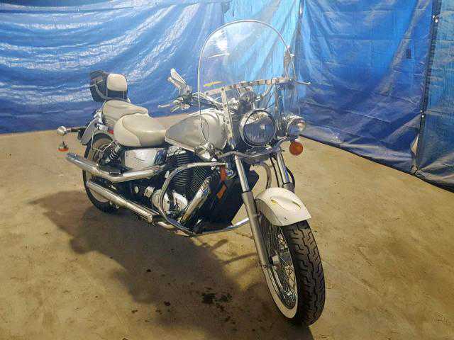 Honda VT1100C2 (SHADOW ACE)