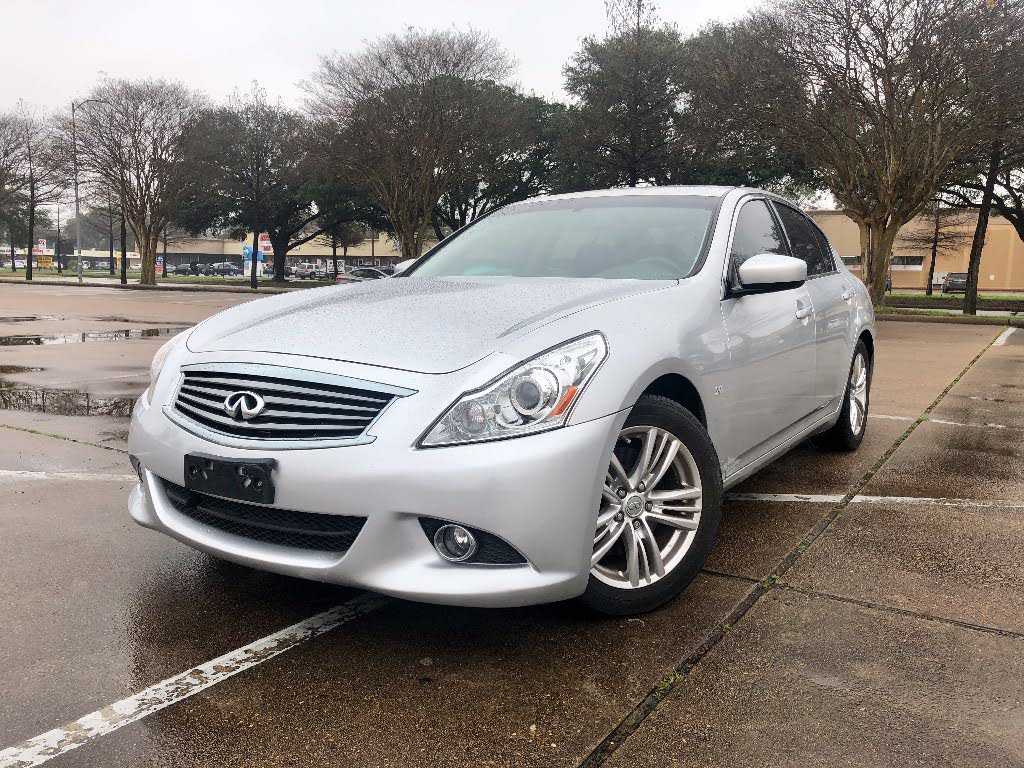 Infiniti Q40