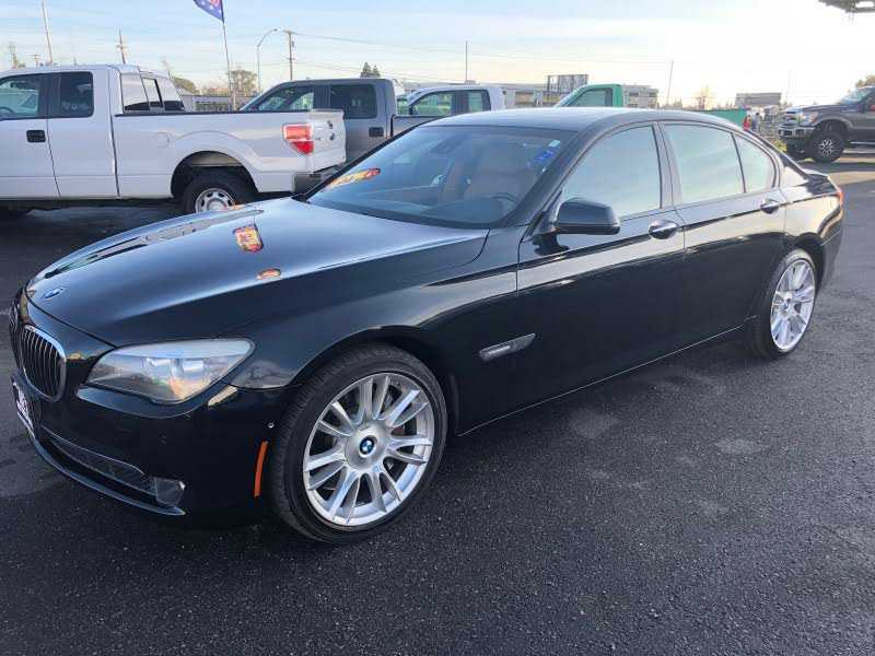 BMW 750i