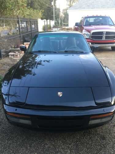Porsche 944