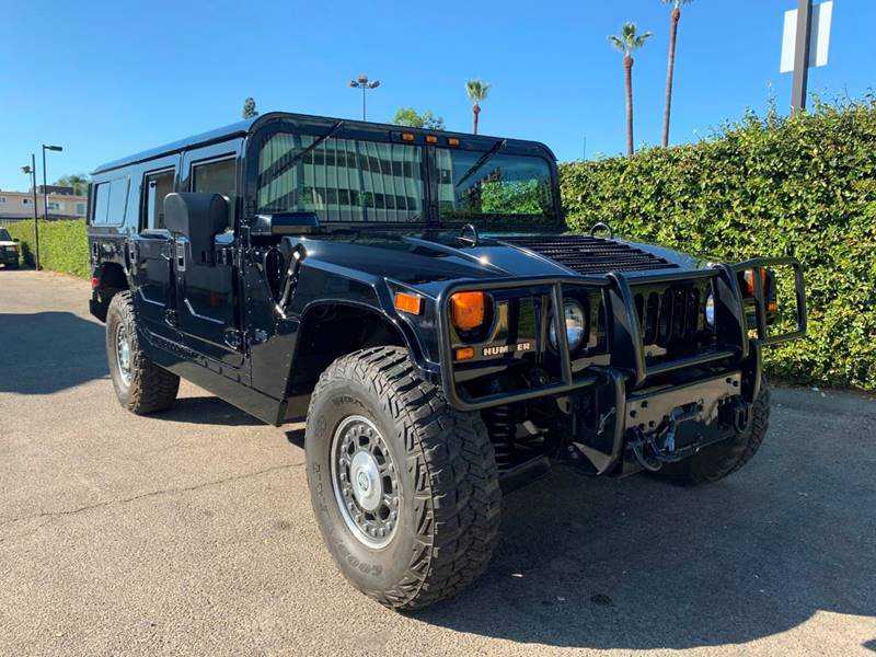 HUMMER H1