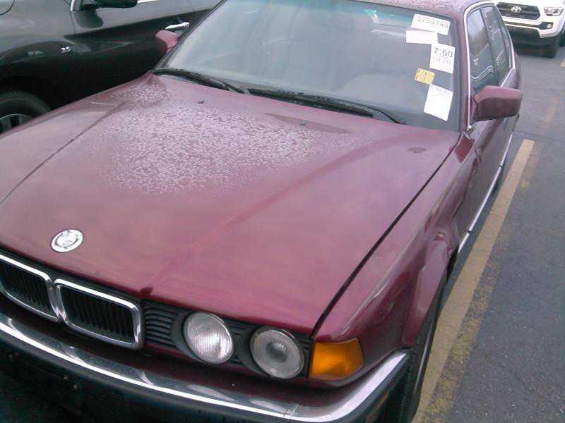BMW 740i