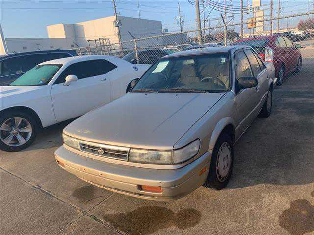 Nissan Stanza