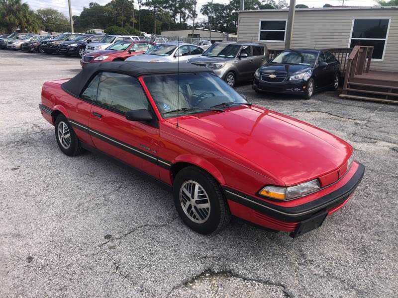 Pontiac Sunbird