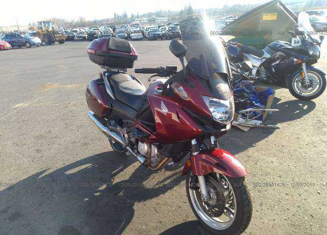 Honda NT700VA/NT700V