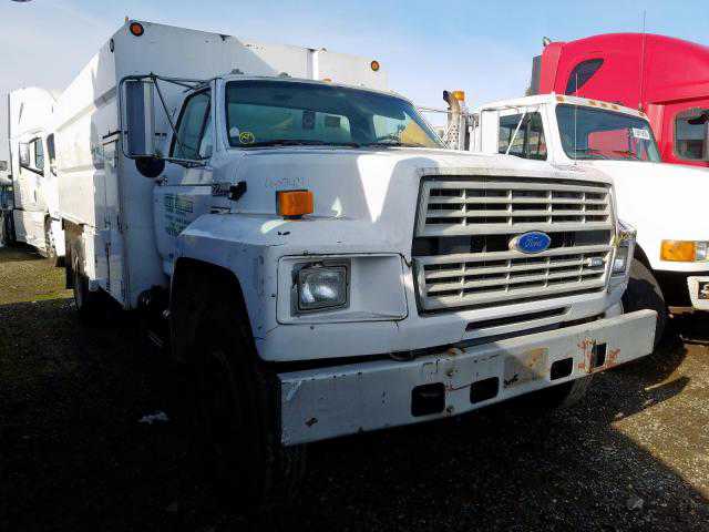 Ford F-700