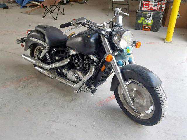 Honda VT1100C2 (SHADOW SABRE)