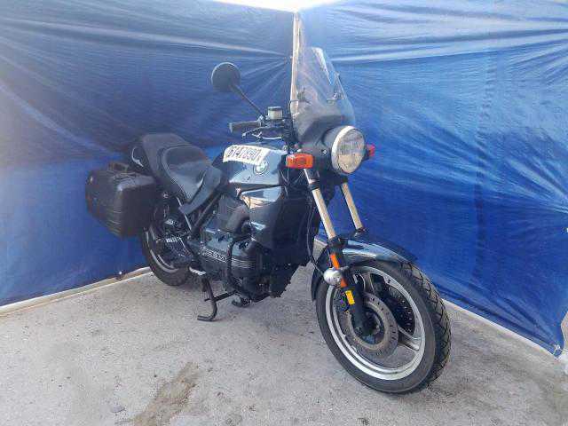 BMW K75RT