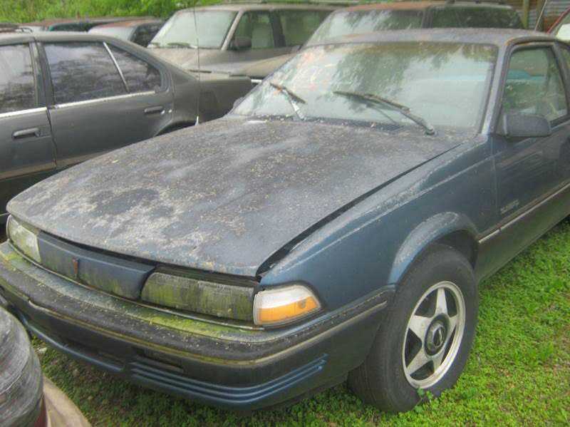 Pontiac Sunbird