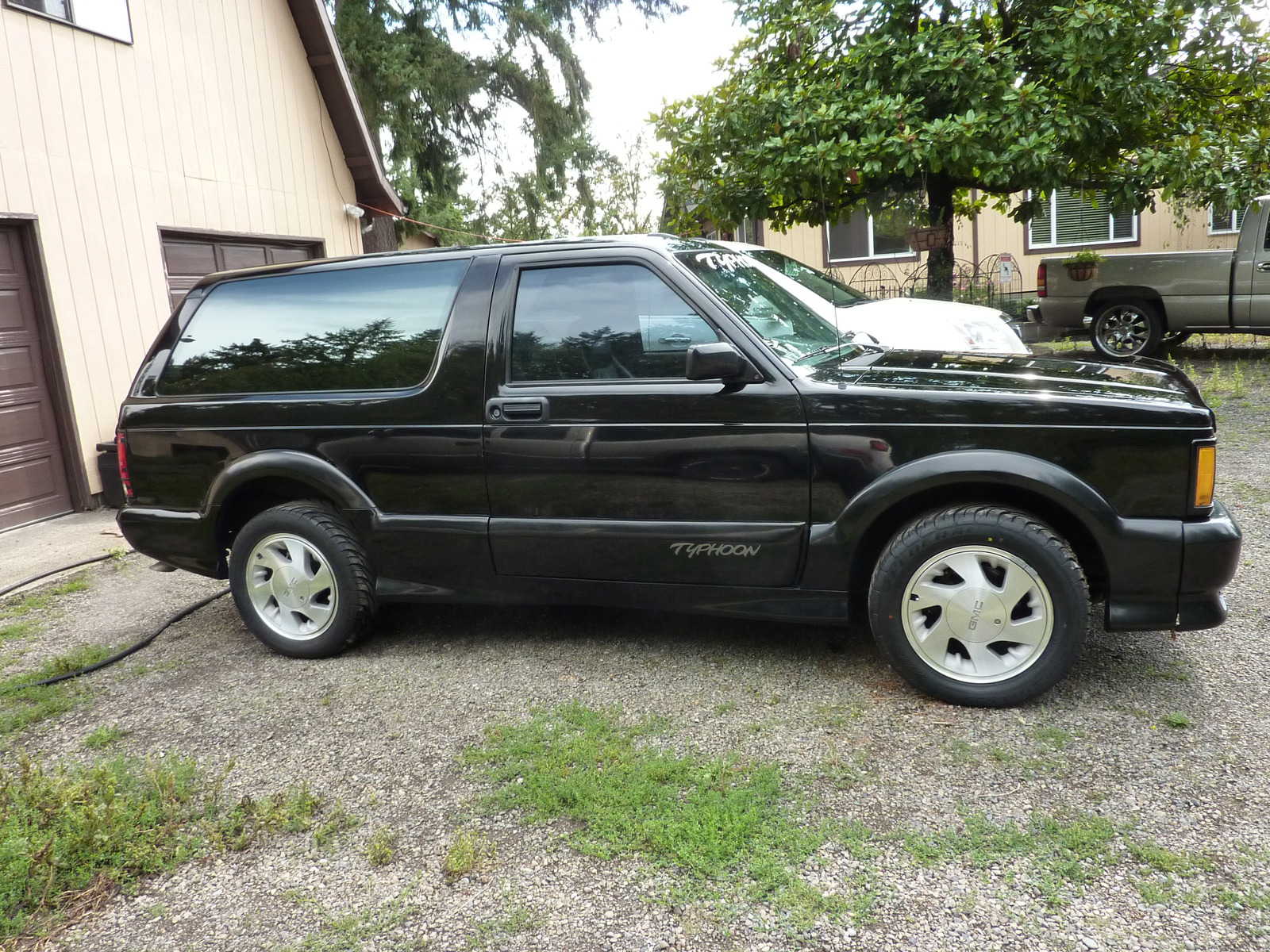 GMC Typhoon