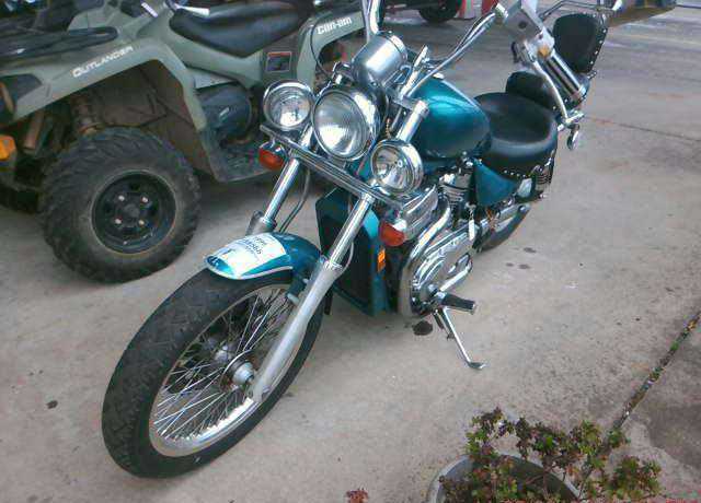 Suzuki VS800