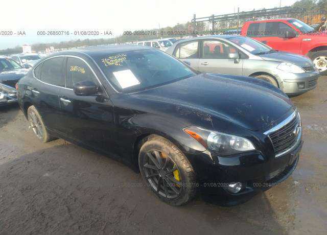 Infiniti M56