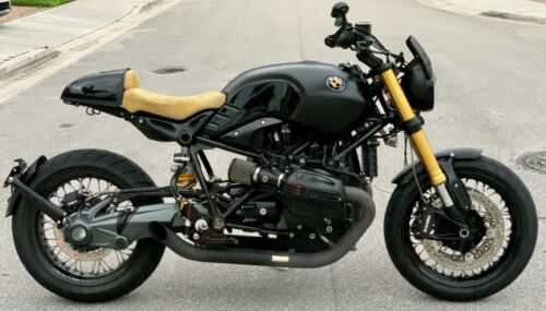 BMW R nineT