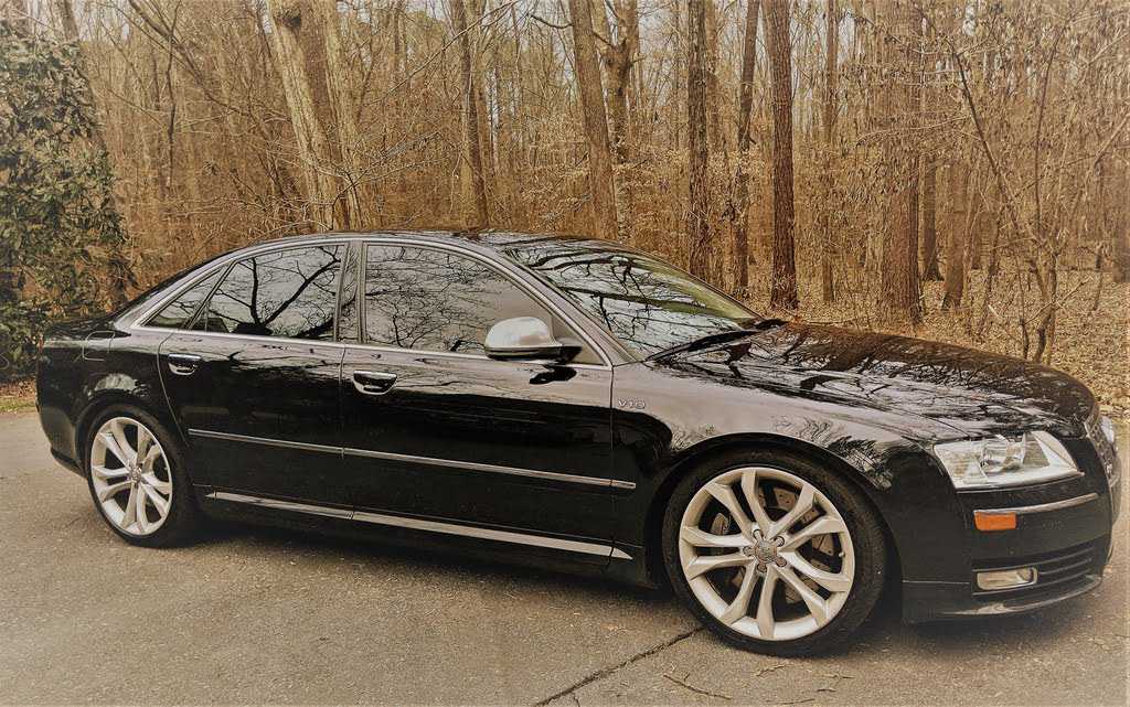 Audi S8