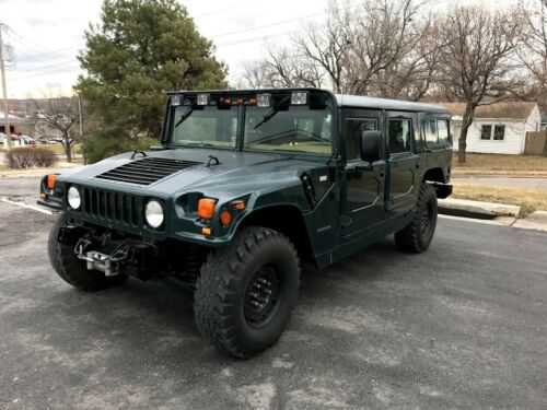 HUMMER H1