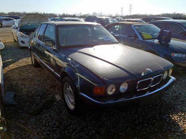 BMW 740i