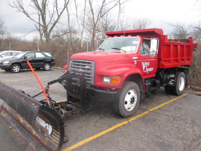 Ford F-700