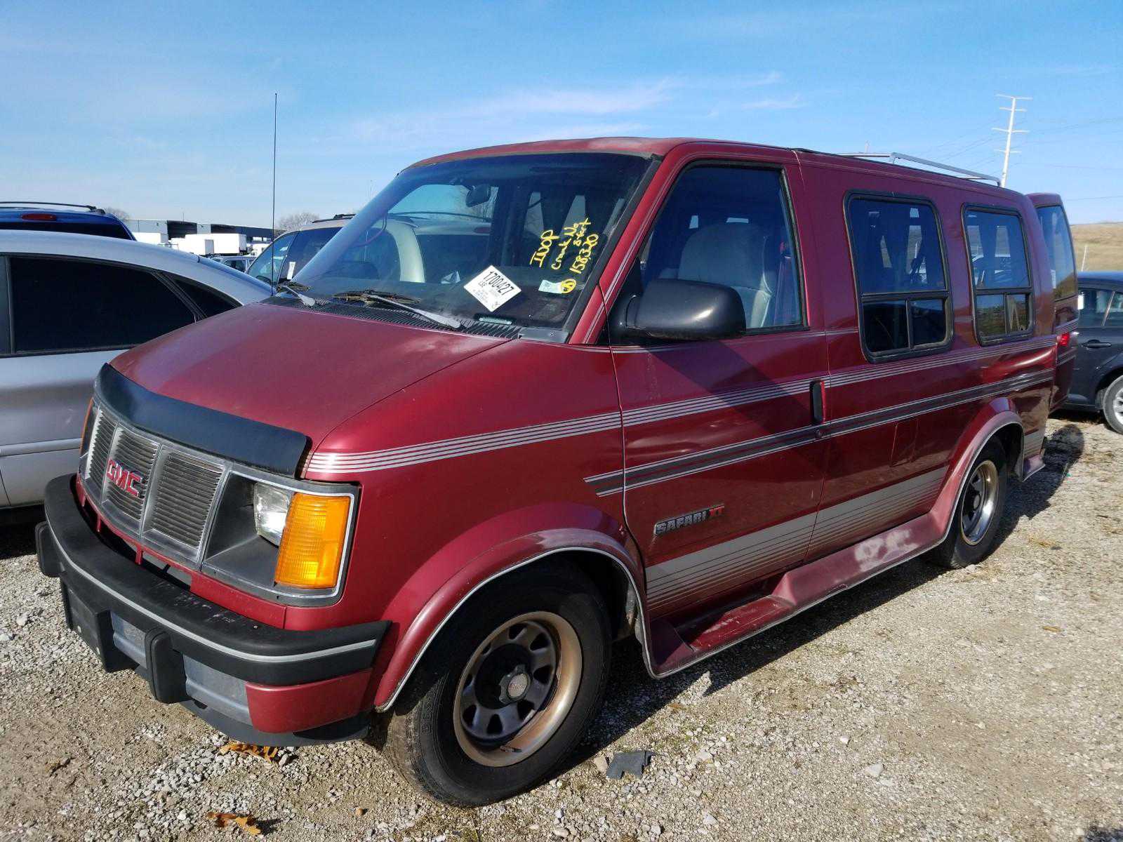 GMC Safari