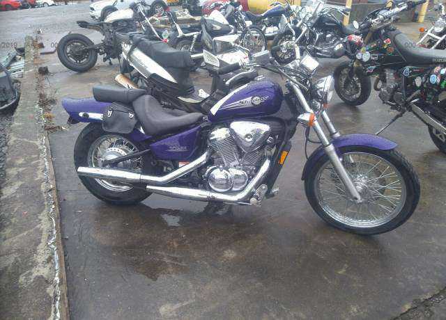 Honda VT600CD (SHADOW VLX DELUXE)