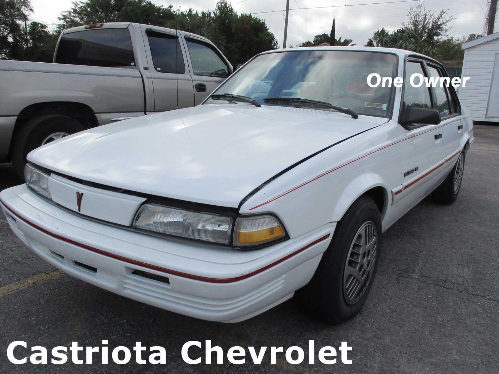 Pontiac Sunbird