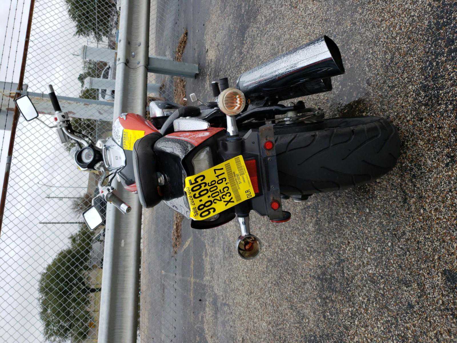 Suzuki VZ800/VZ800Z
