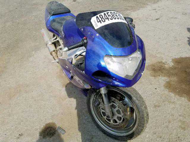 Suzuki GSX-R750