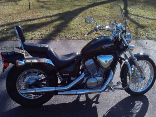 Honda VT600C (SHADOW VLX)