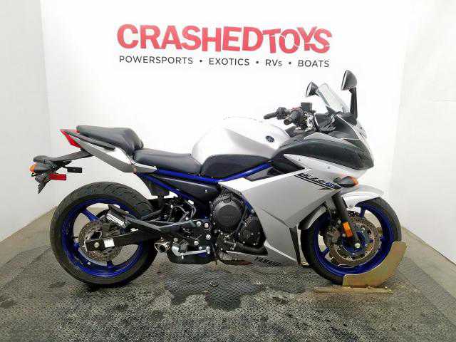 YAMAHA