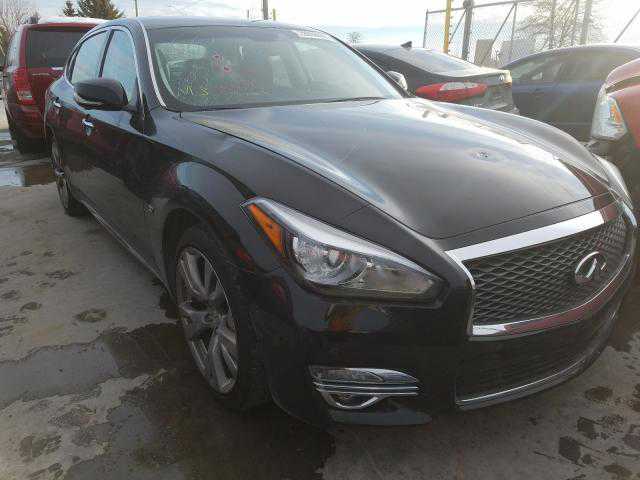 Infiniti Q70L