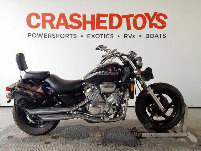 Honda VF750C (MAGNA)