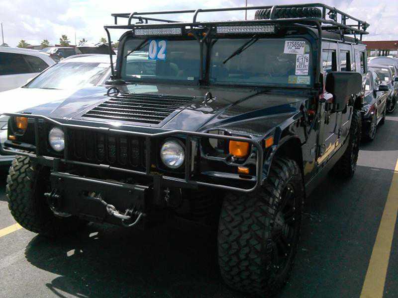 HUMMER H1