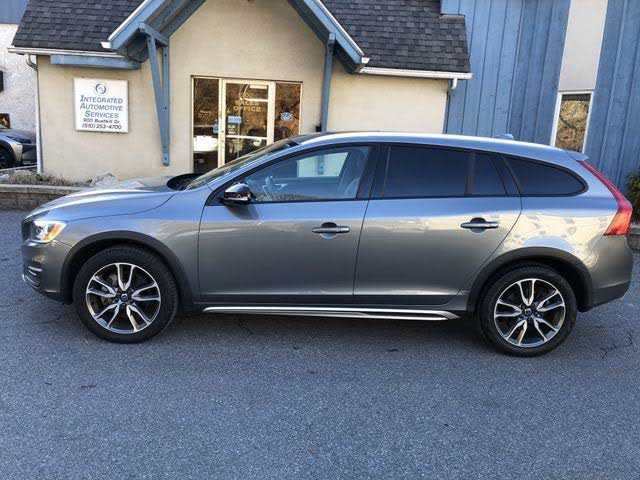 Volvo V60CC