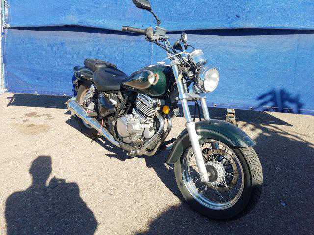 Suzuki GZ250