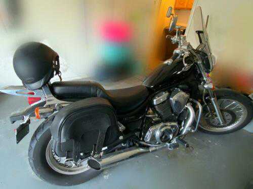 Suzuki VS800
