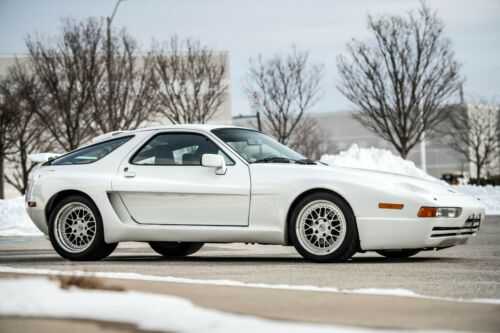 Porsche 928