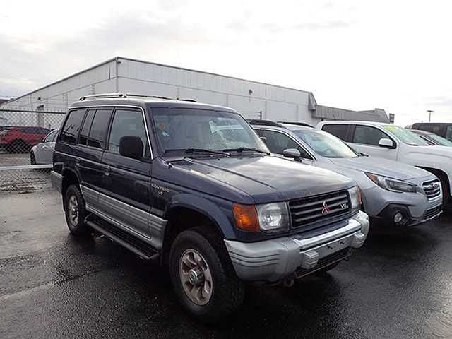 Mitsubishi Montero