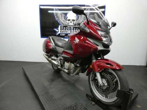Honda NT700VA/NT700V