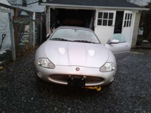 Jaguar XKR