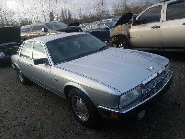 Jaguar XJ6