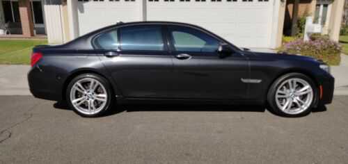 BMW 750i