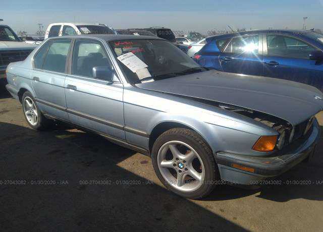BMW 735i