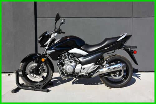 Suzuki GW250L