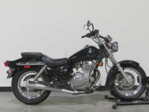 Suzuki GZ250