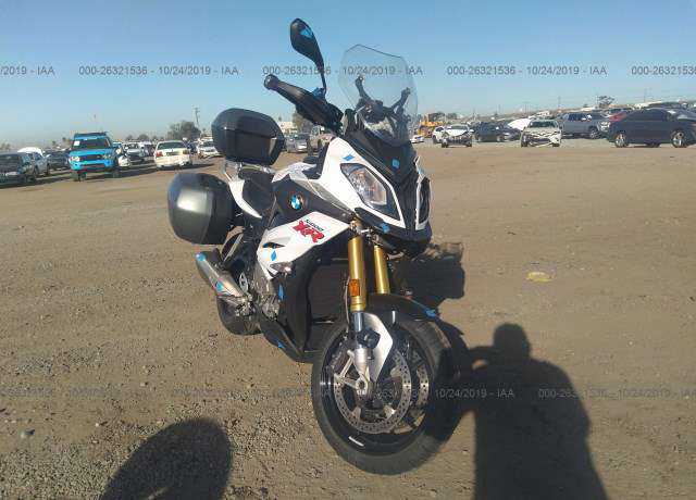 BMW S 1000 XR
