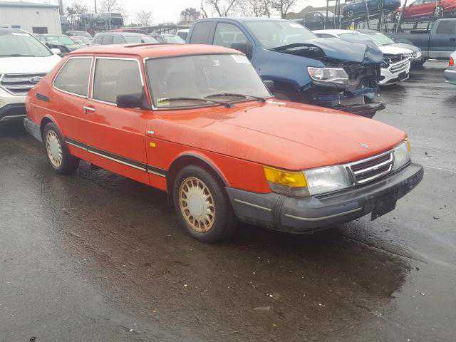 Saab 900